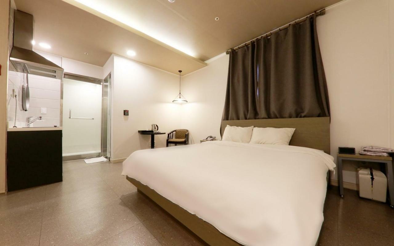 A7 Hotel Suwon Zewnętrze zdjęcie