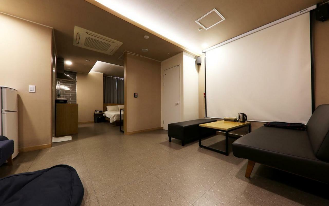 A7 Hotel Suwon Zewnętrze zdjęcie