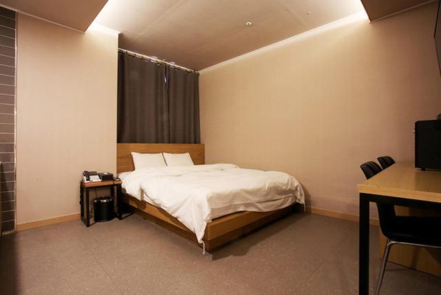 A7 Hotel Suwon Zewnętrze zdjęcie